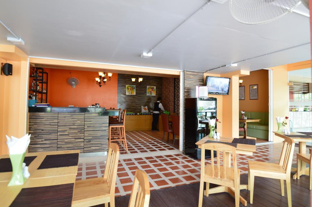 Grand Nai Harn Suites Rawai Екстериор снимка