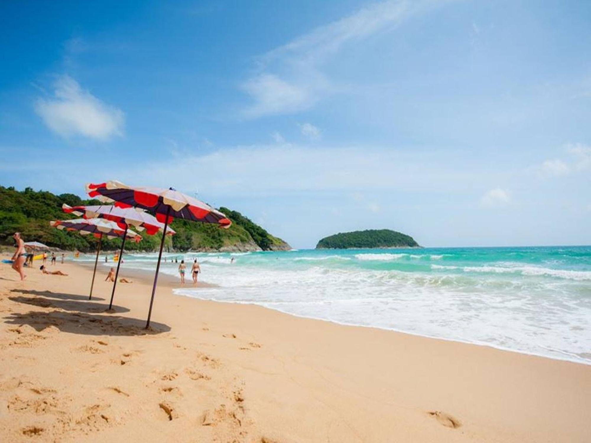 Grand Nai Harn Suites Rawai Екстериор снимка