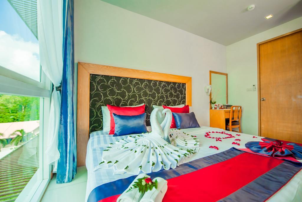 Grand Nai Harn Suites Rawai Екстериор снимка