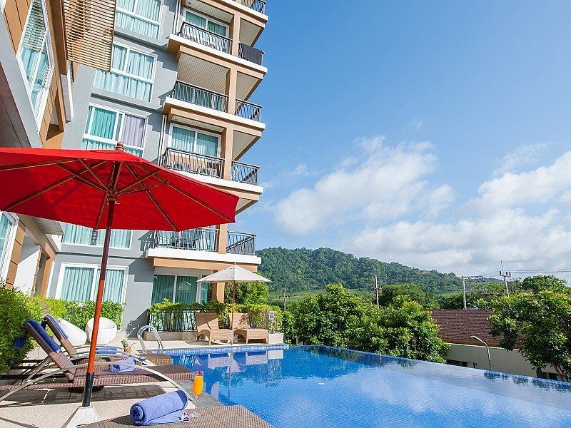 Grand Nai Harn Suites Rawai Екстериор снимка